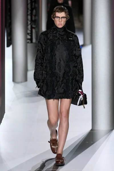 Look 35
